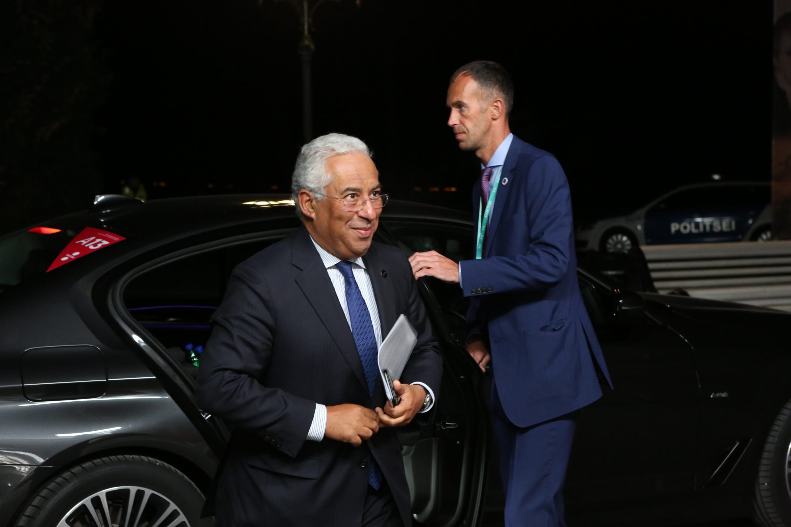 PM Antonio Costa sanoo, että palkkojen on lisättävä 20%