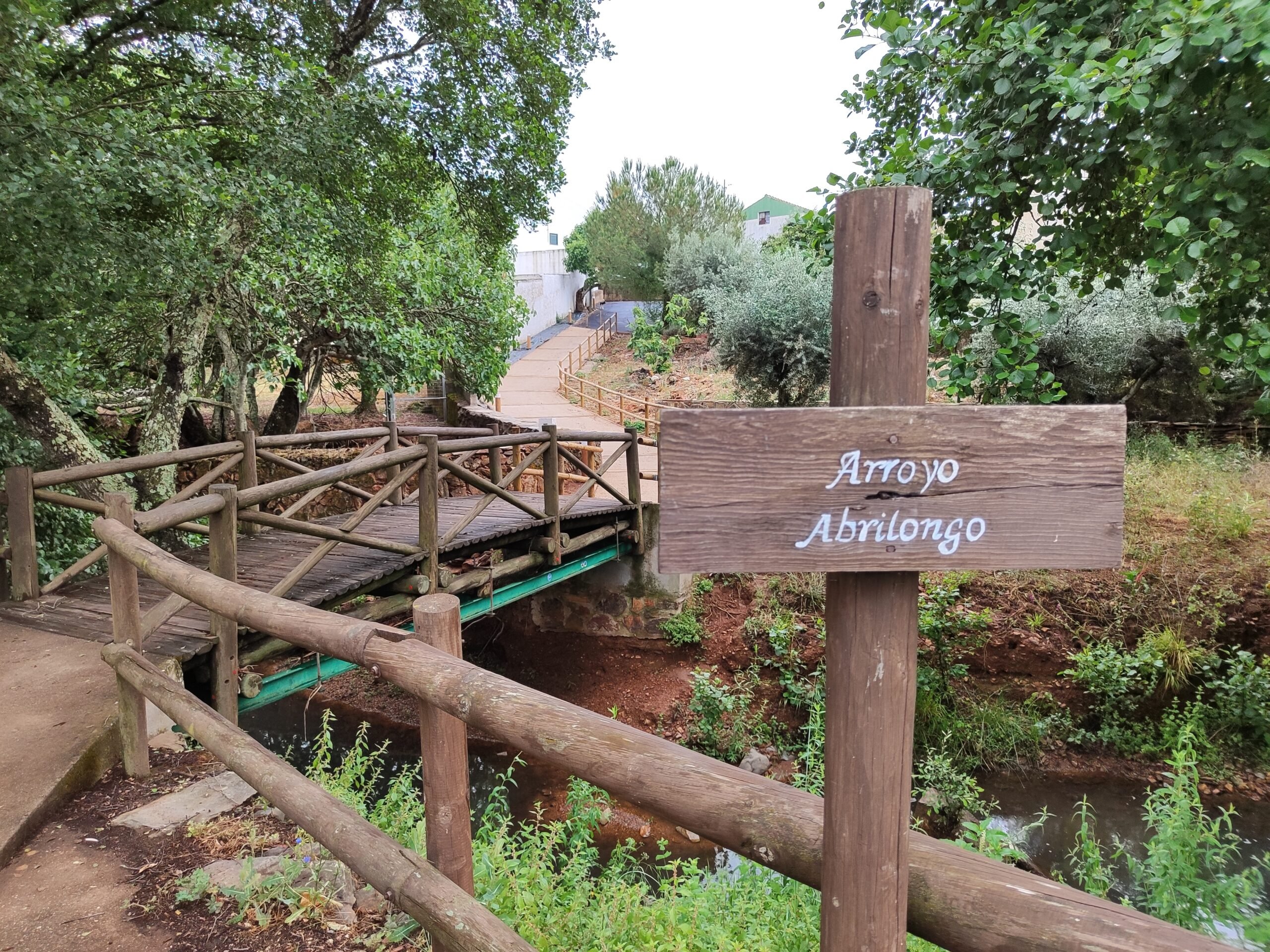 Tervetuloa maailman pienimpiin kansainväliseen siltaan, Ponte Internacional do Marco!