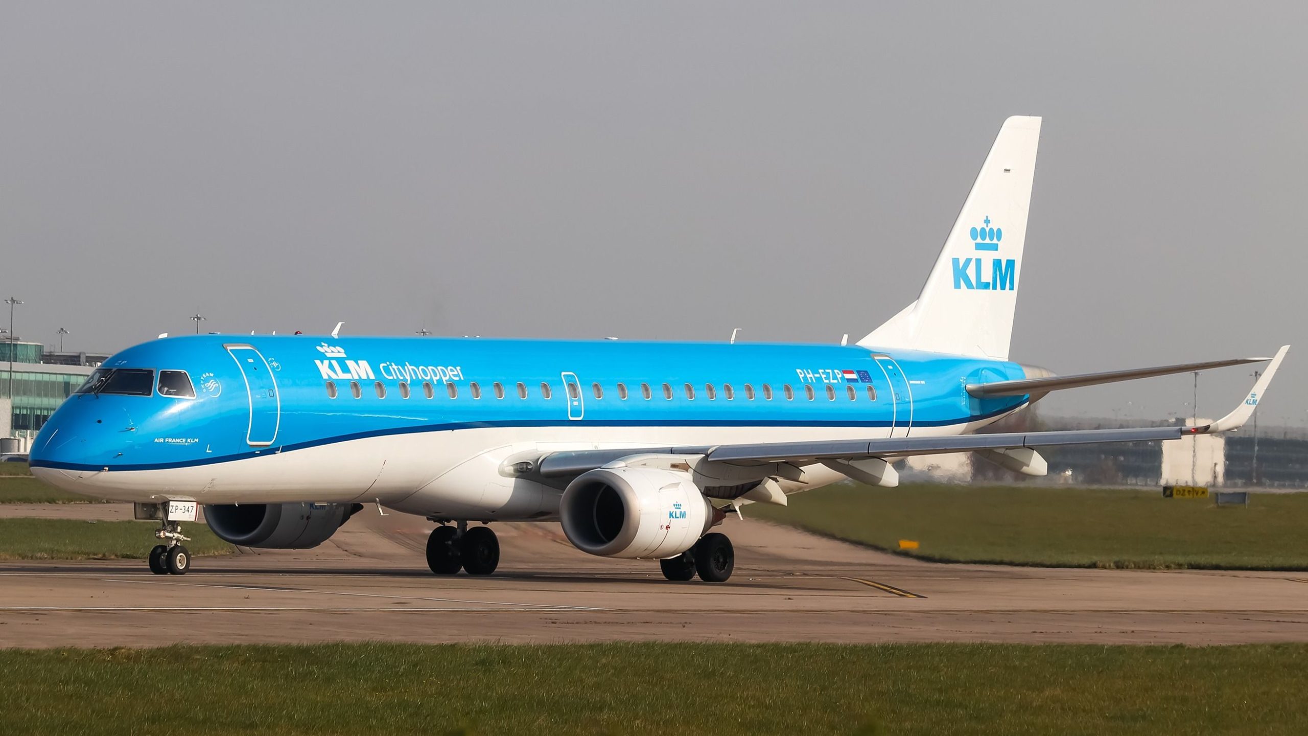 Poliisi: KLM CityHopper Embraer E190 