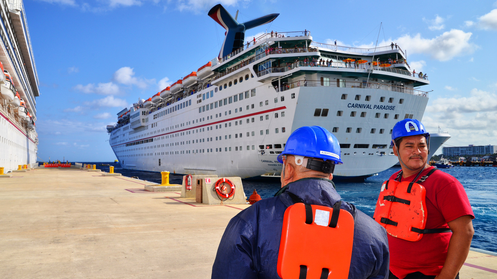 Carnival Cruise Line pysyy hiljaa sen jälkeen, kun Yhdysvaltain hallitus kieltää työntekijöiden 10 vuoden ajan työntekijöitä