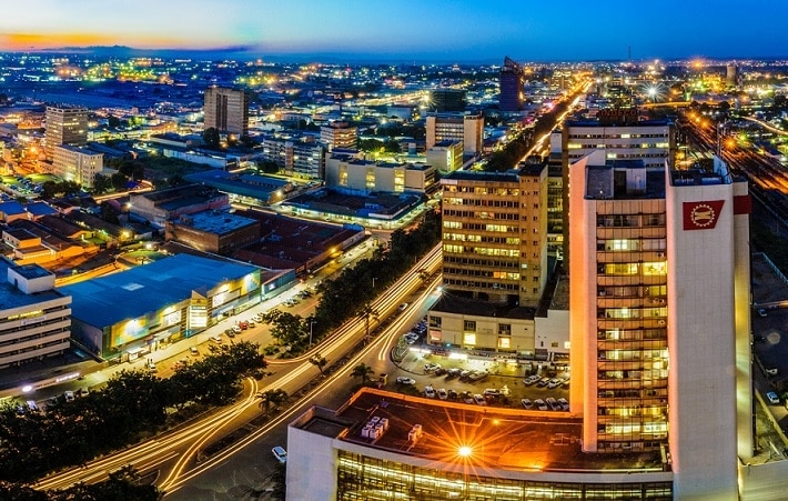 Sambian matkamuistoja ovat söpöt käsityöt, puiset nukkeja, kahvia ja paljon muuta